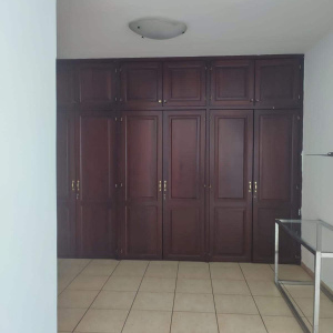 Townhouse en Boulevard Morazán